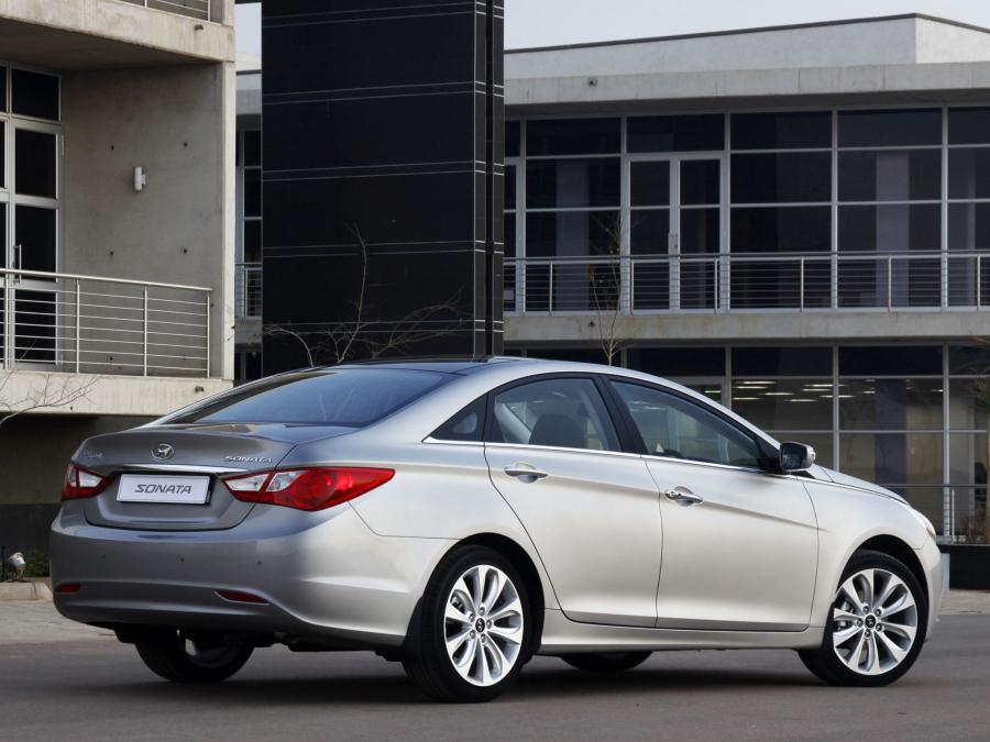  Hyundai Sonata 2010 года  (ZA) (фото 14 из 16)
